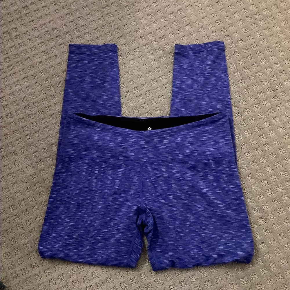 Blue athletic leggings